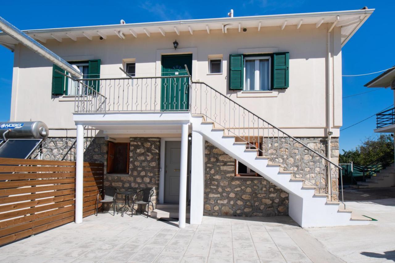 Boursinos Cozy Apartments Лефкада Экстерьер фото